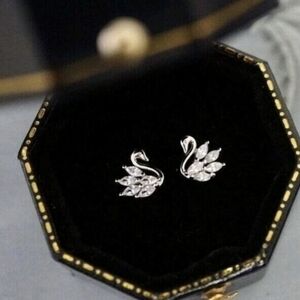 VVS1 Marquise-cut Moissanite Studs In Swan Setting W/ Screwback